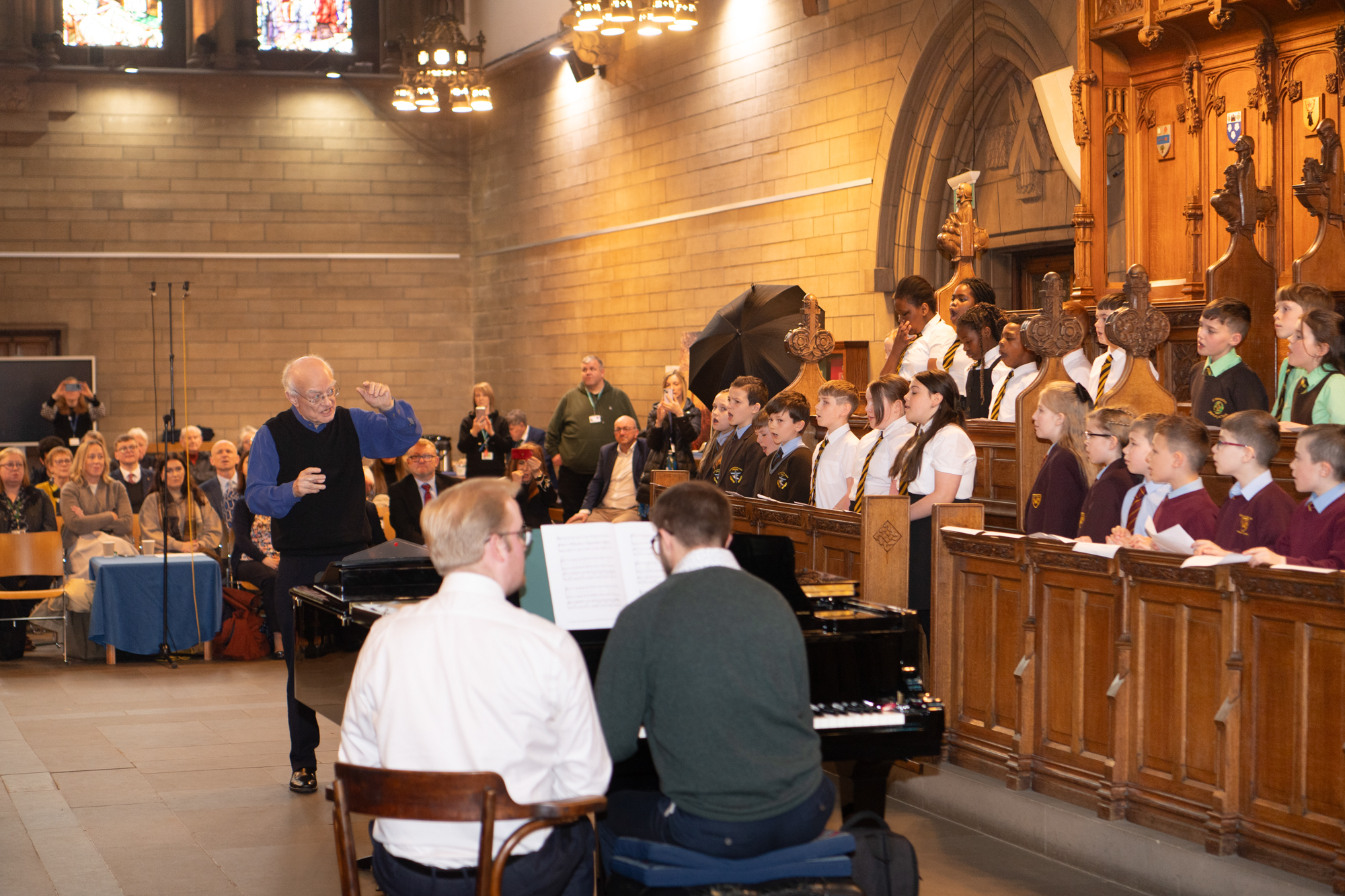 24 – 097 John Rutter CBE with Schoolkids. 097 – Roman Catholic Diocese ...